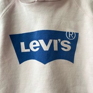 LEVI’S LIGHT PINK HOODIE